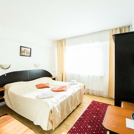 Gura Diham Hotell Buşteni Exteriör bild