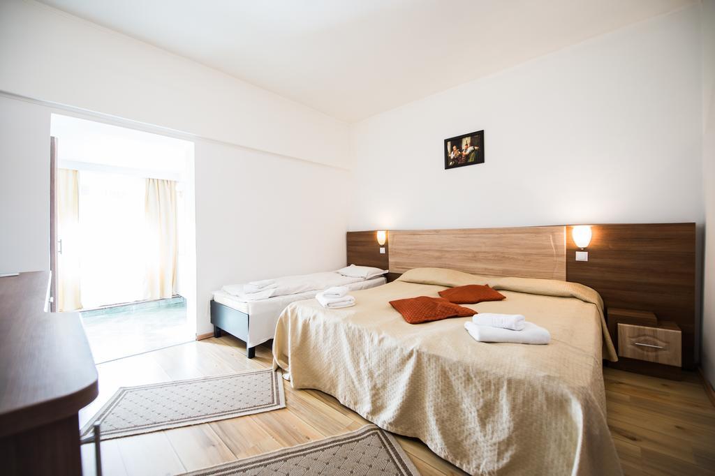 Gura Diham Hotell Buşteni Exteriör bild