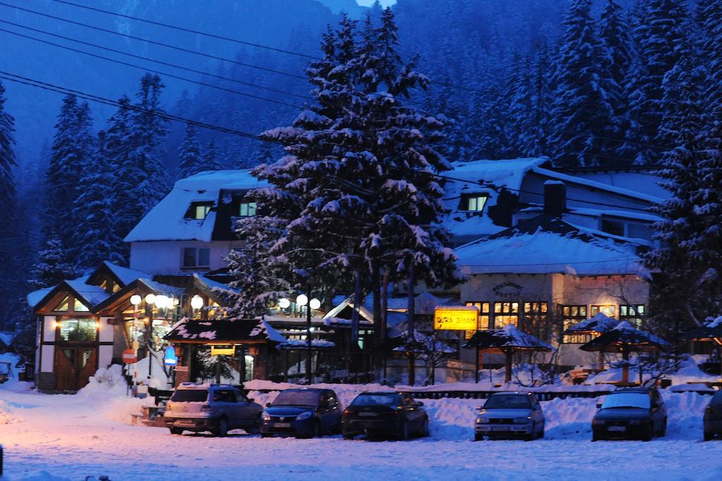 Gura Diham Hotell Buşteni Exteriör bild