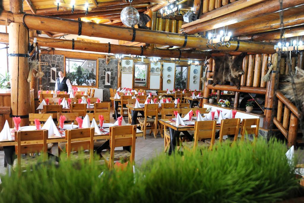 Gura Diham Hotell Buşteni Exteriör bild