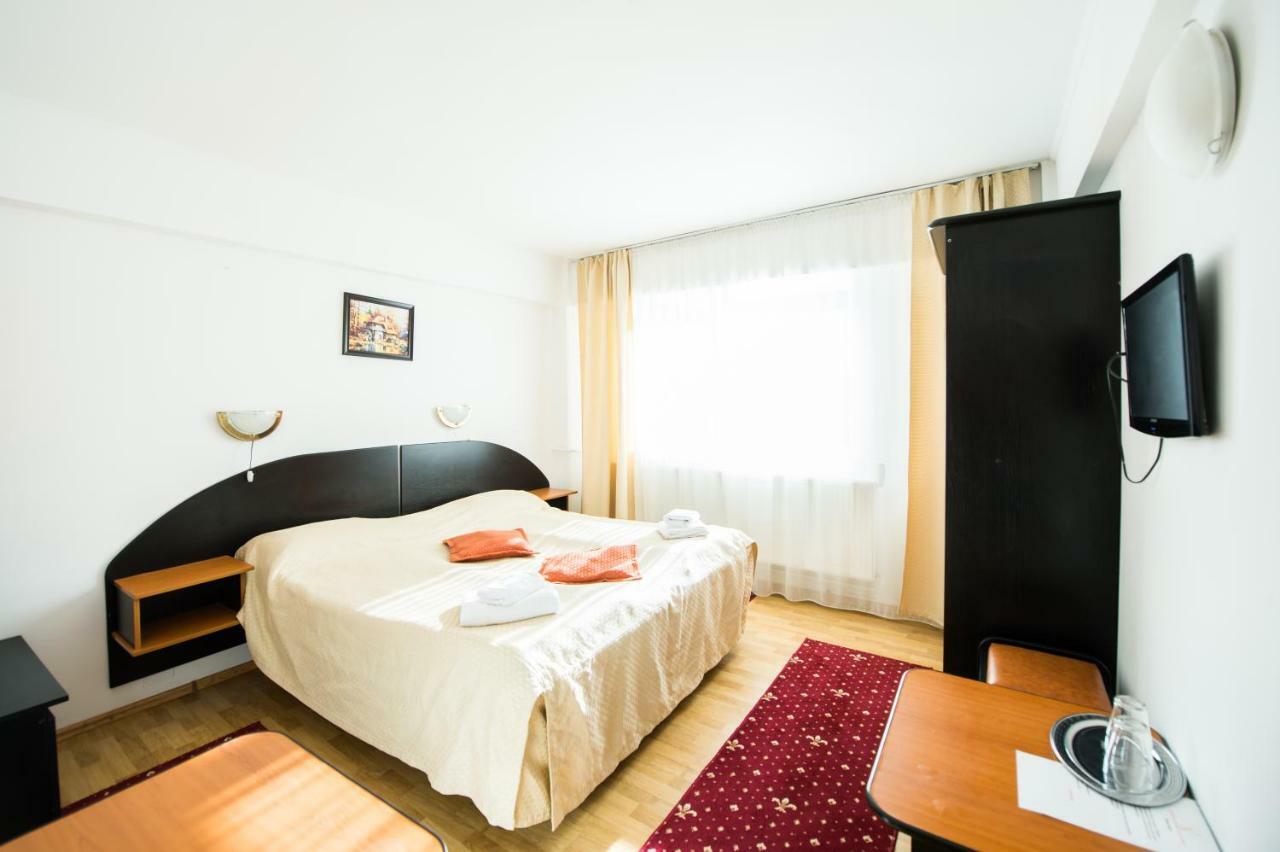 Gura Diham Hotell Buşteni Exteriör bild