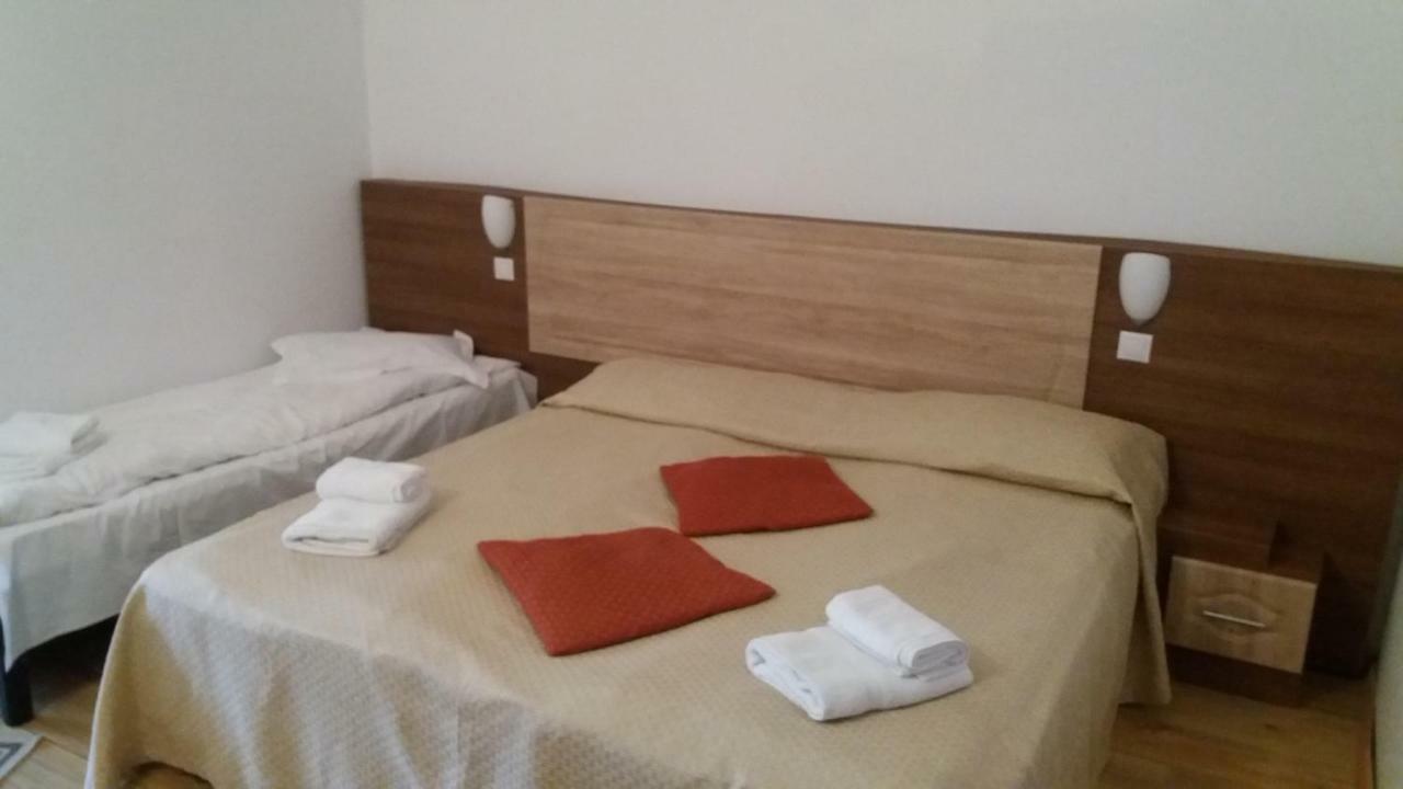 Gura Diham Hotell Buşteni Exteriör bild